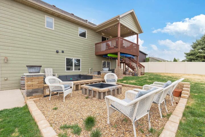 Property Photo:  6409 Sahalee Ct  SD 57702 