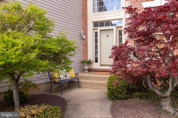 Property Photo:  1112 Ashridge Court  PA 19002 