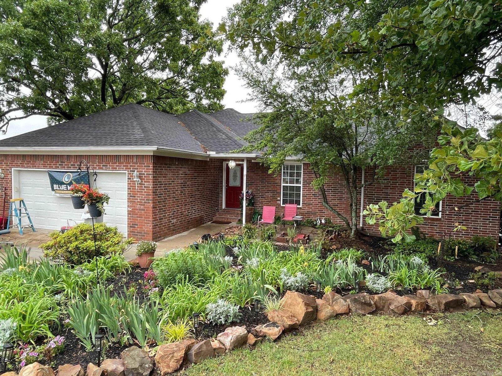 Property Photo:  1660 Nighthawk Circle  AR 72034 