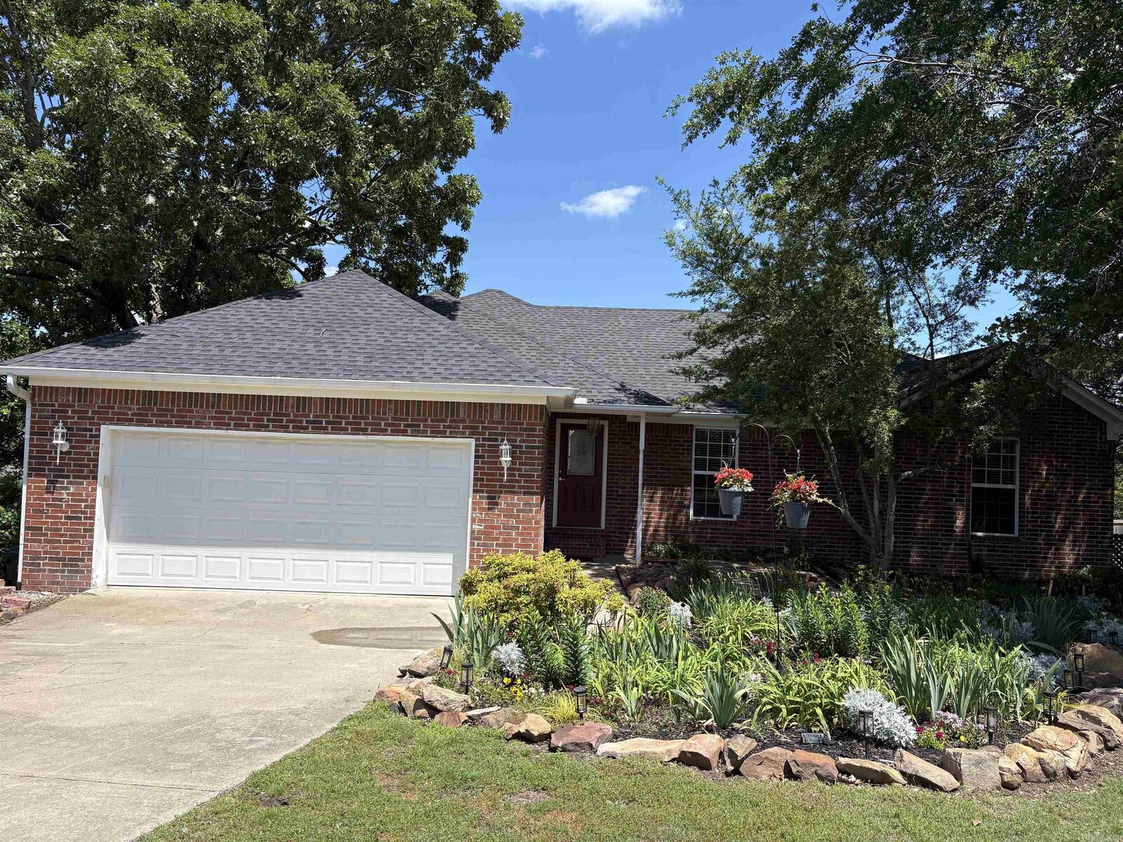 Property Photo:  1660 Nighthawk Circle  AR 72034 