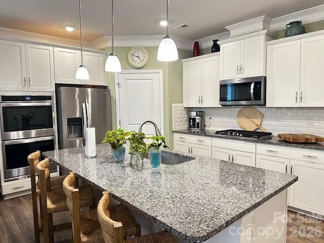 Property Photo: 4450 Streamside Road NC 28037