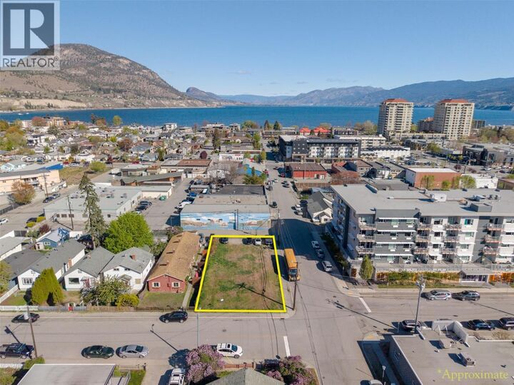 303 Nanaimo Avenue West — photo 1
