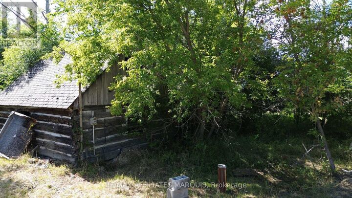 433 Rosedale Road South — photo 1