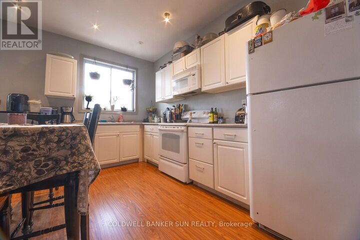 Property Photo:  63 Lorne Avenue  ON K8V 5B6 