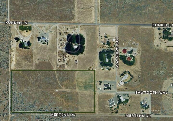 Property Photo:  1 Sawtooth Way  NV 89425 