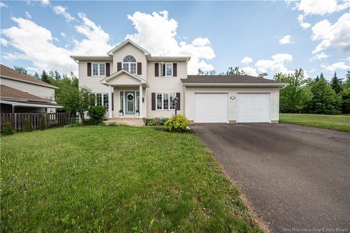 523 Alphee Street — photo 1