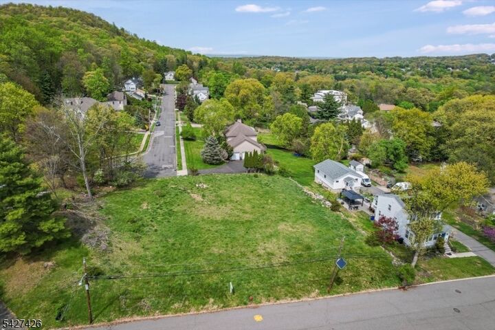 Property Photo: 84 Roosevelt Ave NJ 07508