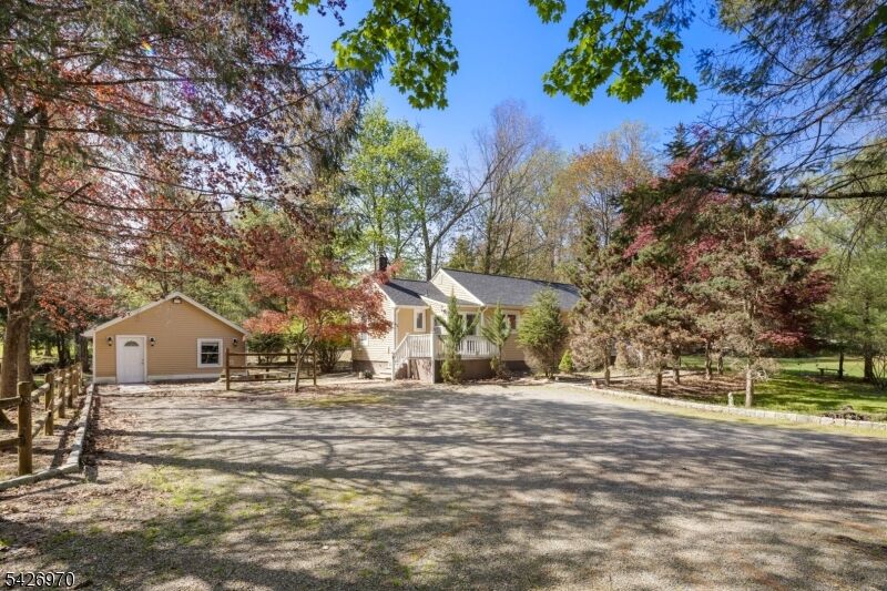 Property Photo:  10 Old Stone Church Rd  NJ 07458 