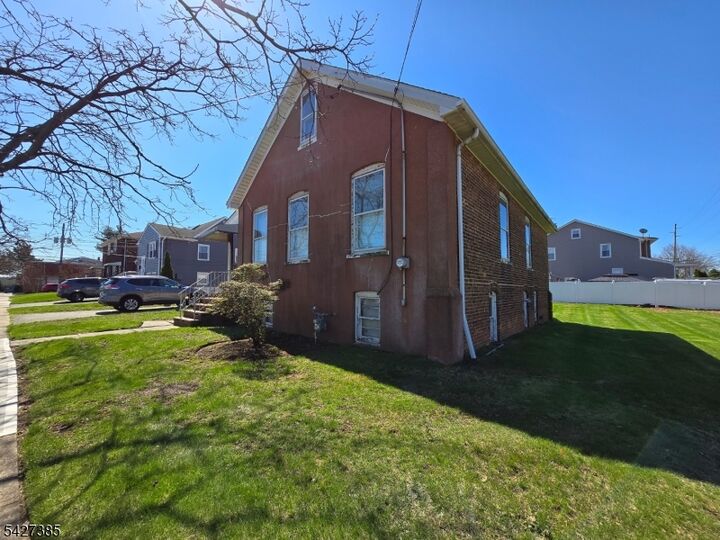 Property Photo:  117 Grant St  NJ 07036 