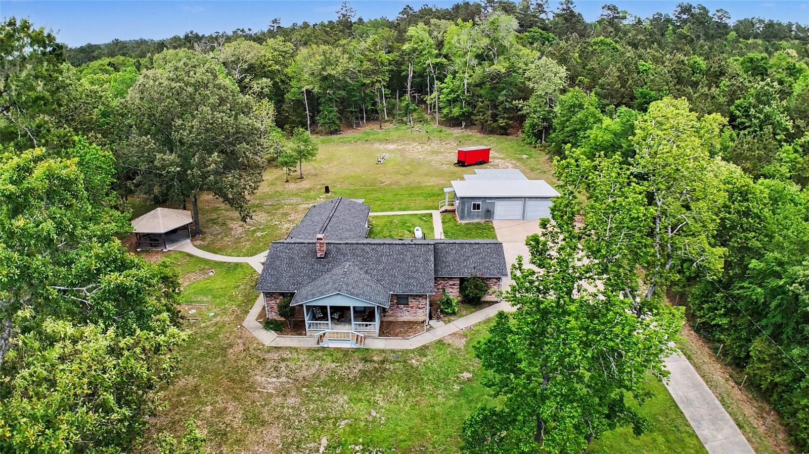 Property Photo: 573 Sugar Street TX 77351