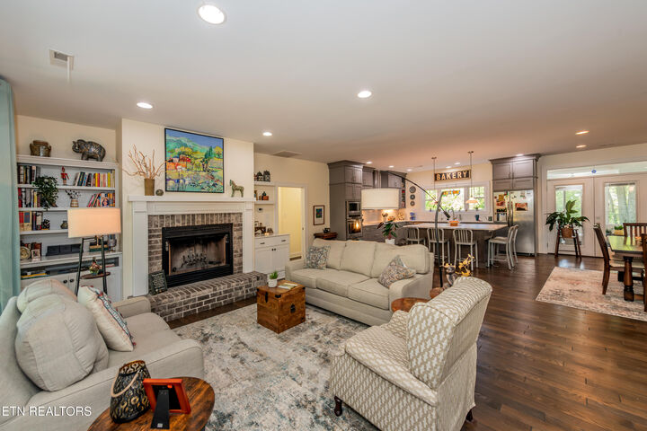 Property Photo:  10428 Rather Rd  TN 37931 