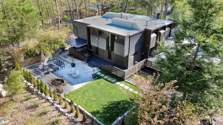 Property Photo:  20 Fawn Hill Road  NY 10987 