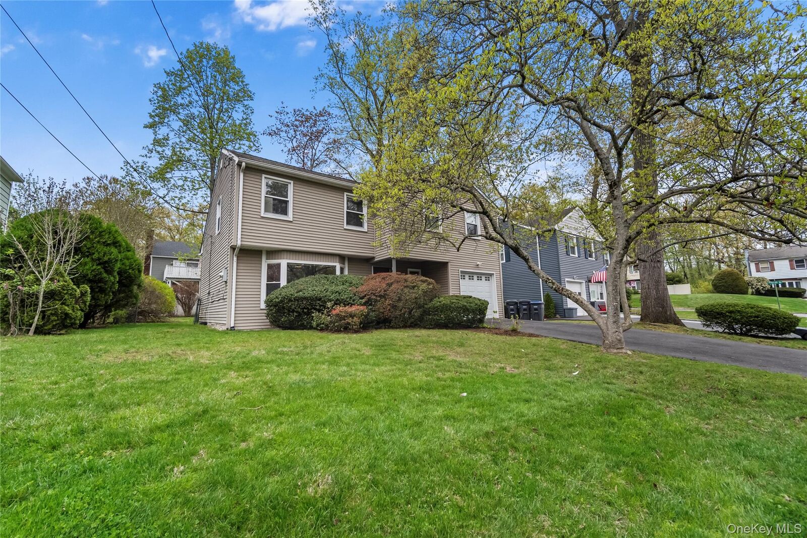 Property Photo:  20 Salem Place  NY 10605 