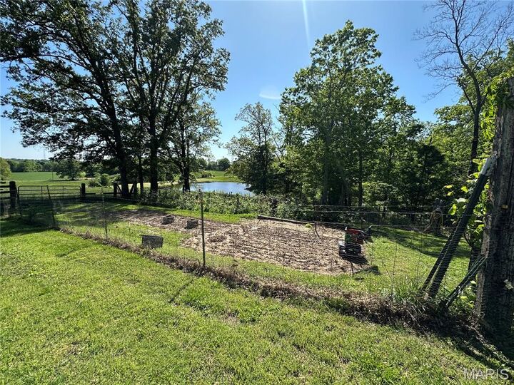 Property Photo: 9505 County Road 250 MO 63960