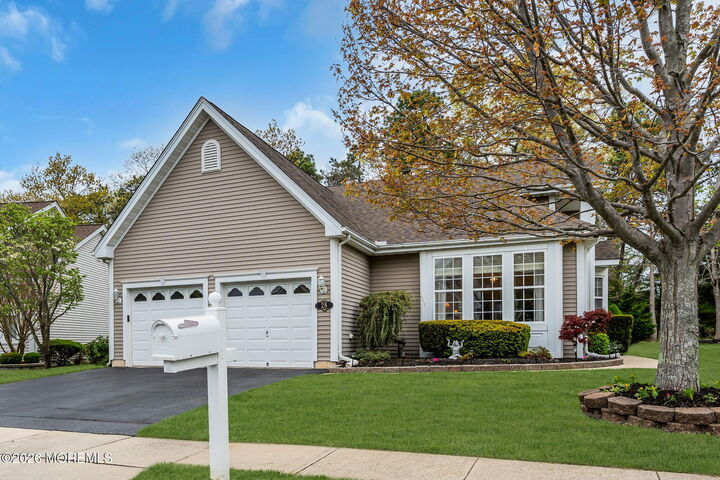Property Photo:  28 Turtle Creek Run  NJ 08005 