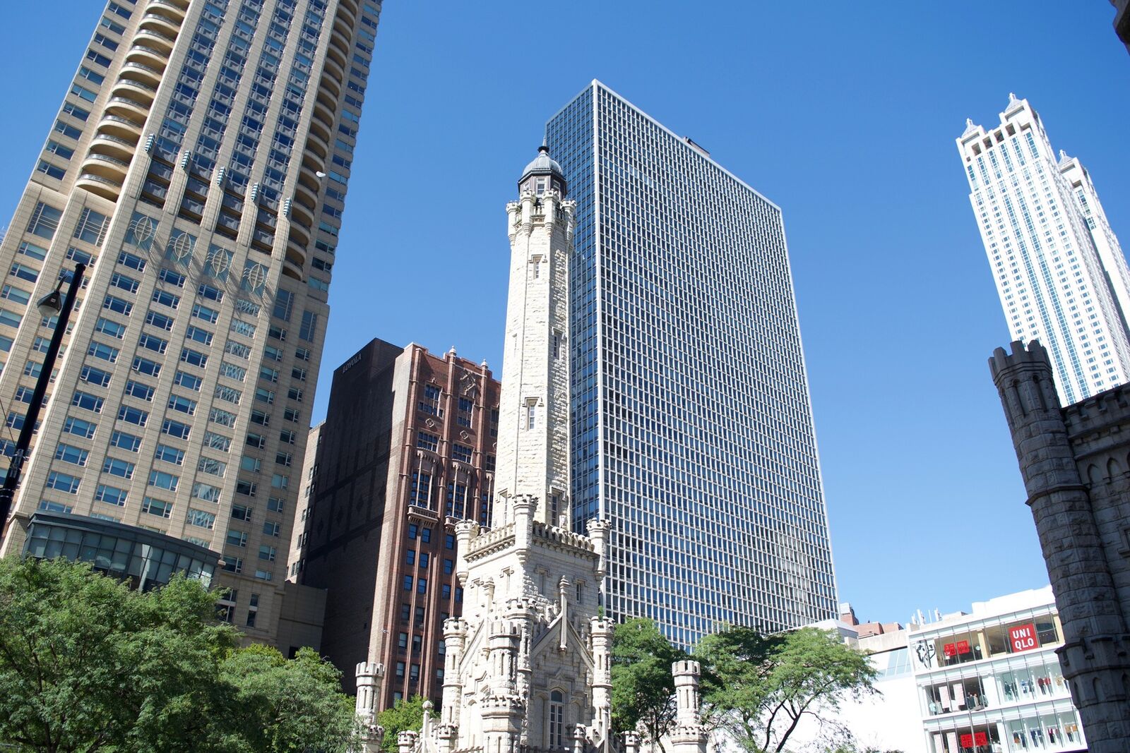Property Photo:  111 E Chestnut Street 24J  IL 60611 