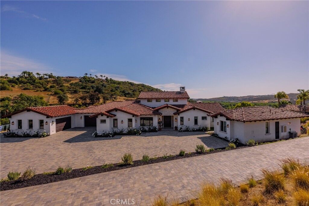 Property Photo:  31324 Lake Vista Circle  CA 92003 