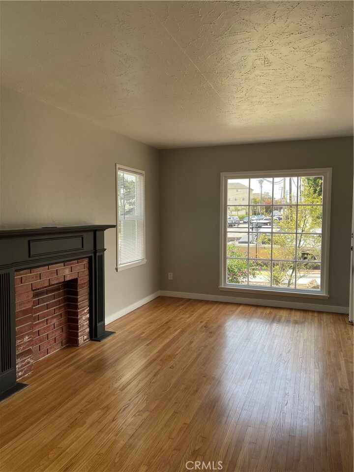 Property Photo:  1334 Mira Mar  CA 90804 