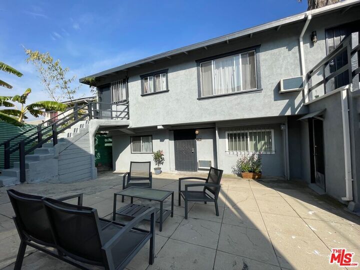 Property Photo:  1306 Talmadge Street  CA 90027 