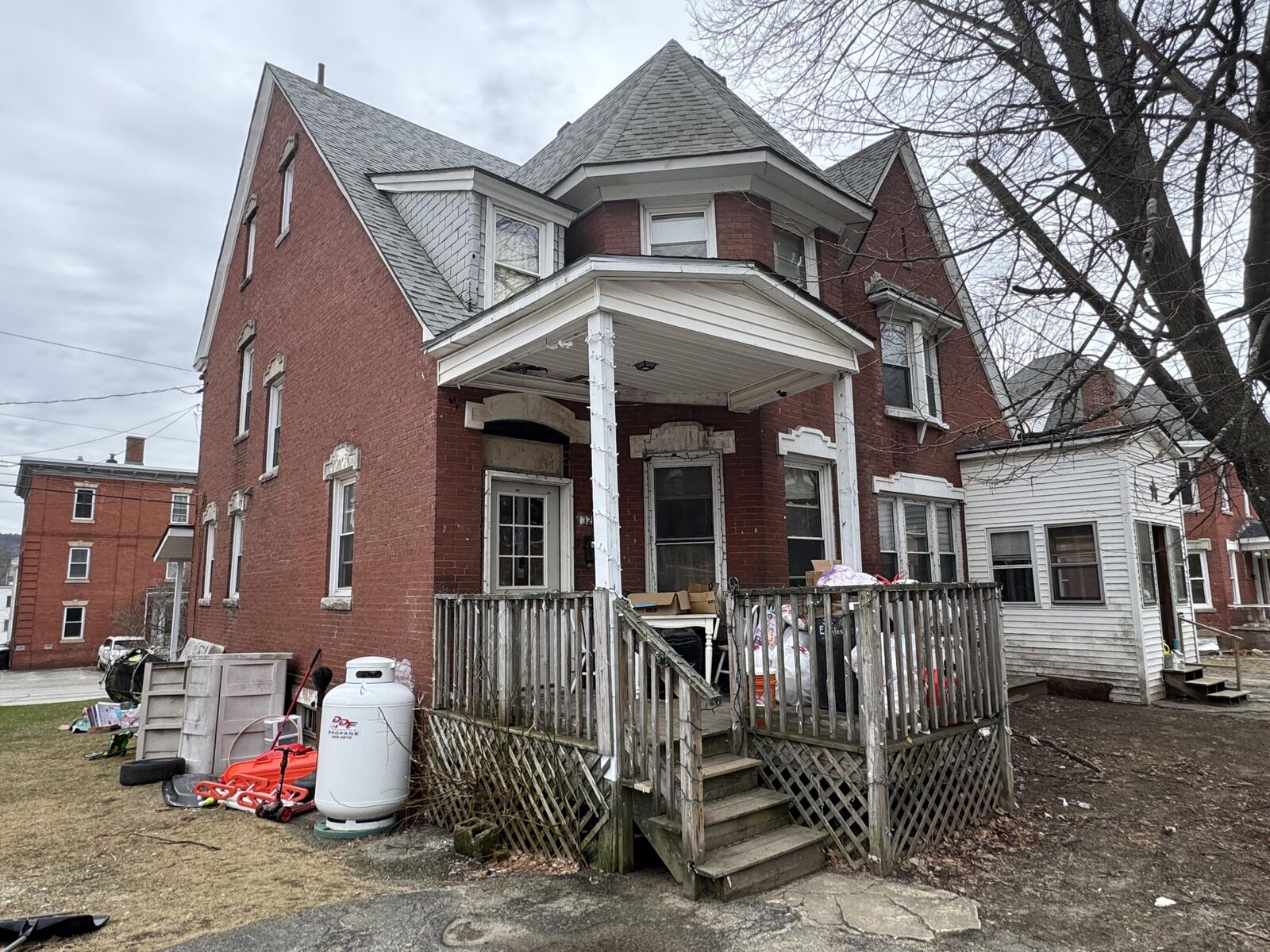 Property Photo:  32 Erchles Street  ME 04276 