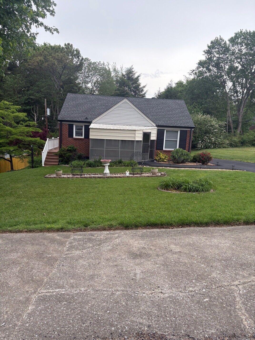 Property Photo: 1735 Merritt Dr TN 37043