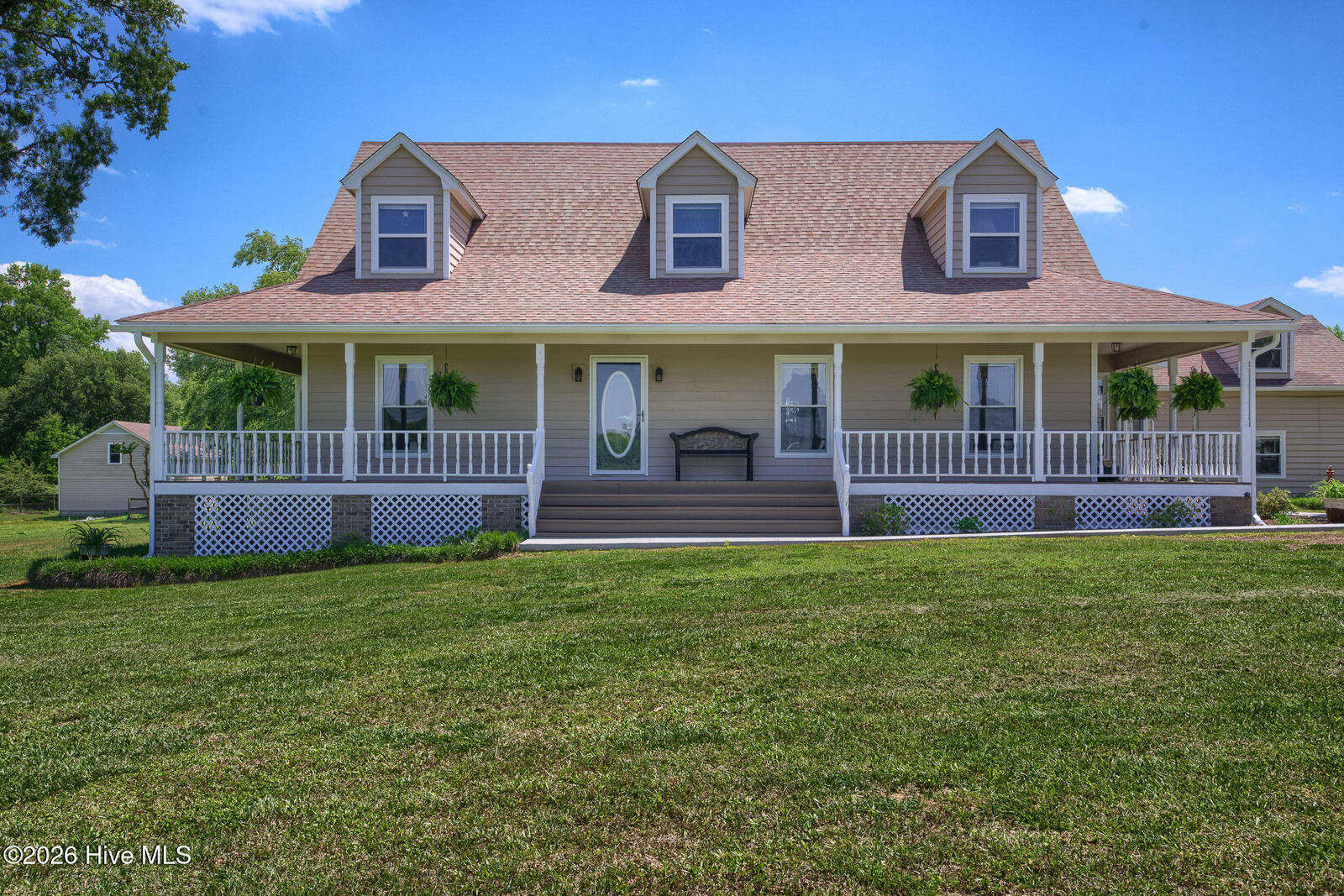 Property Photo:  389 Beulaville Highway  NC 28574 