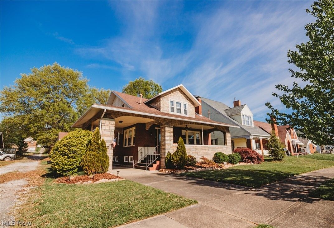Property Photo:  2107 Park Avenue  WV 26101 