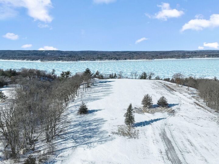 Property Photo: 256 Salishan Drive WI 54016
