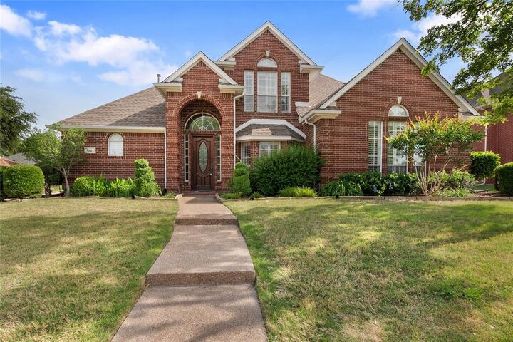 Property Photo:  1301 Meadow Cove Court  TX 75007 
