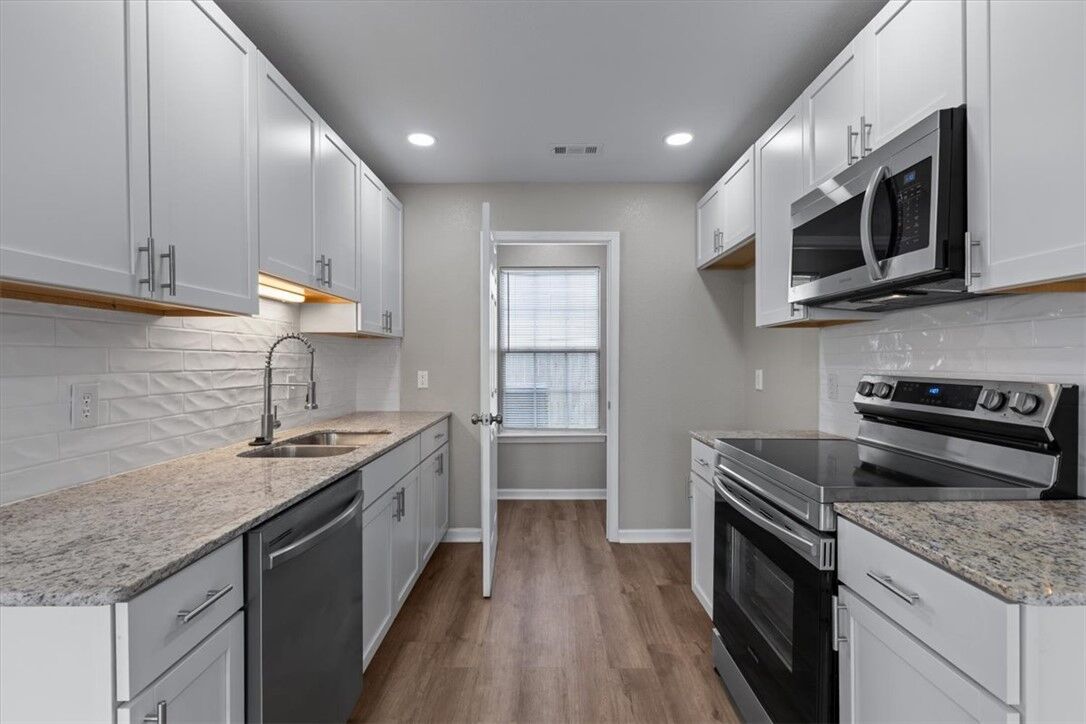 Property Photo: 1009 Flynt Street AR 72761