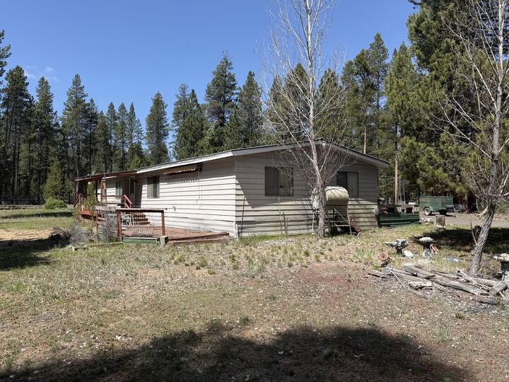 Property Photo:  51905 Kiwa Lane  OR 97739 