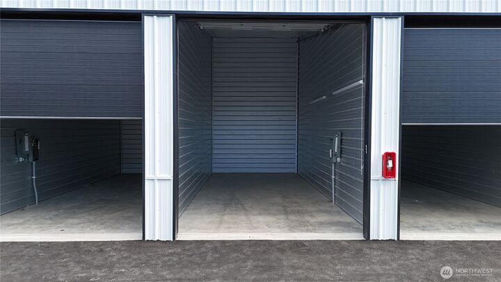 Property Photo:  73 E Shop Avenue C3  WA 98816 