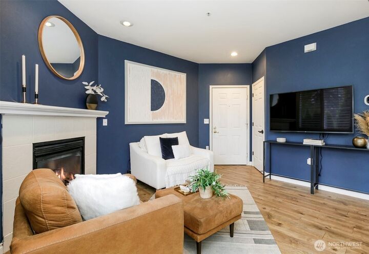 Property Photo:  13000  Admiralty K103  WA 98204 