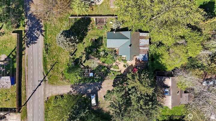 Property Photo:  909  Rosecrans  WA 98368 