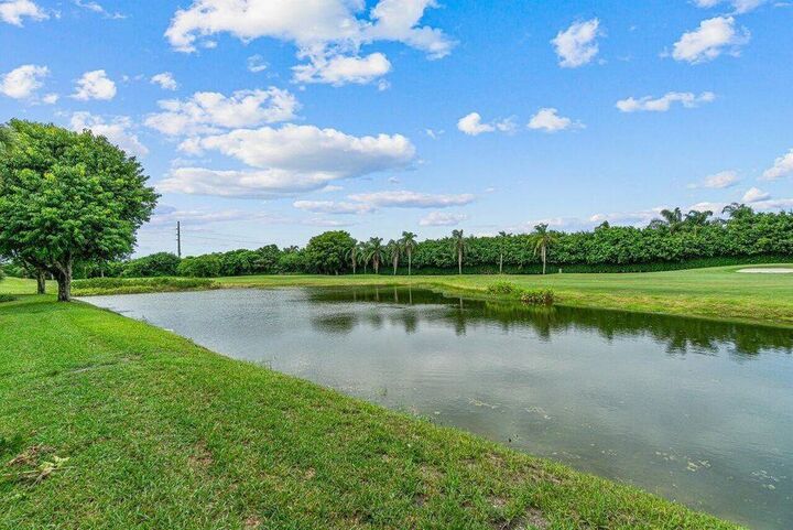 Property Photo:  6446 Aspen Glen Circle  FL 33437 