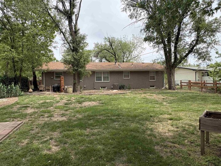 Photo de la propriété:  711 N Valleyview St  KS 67212 