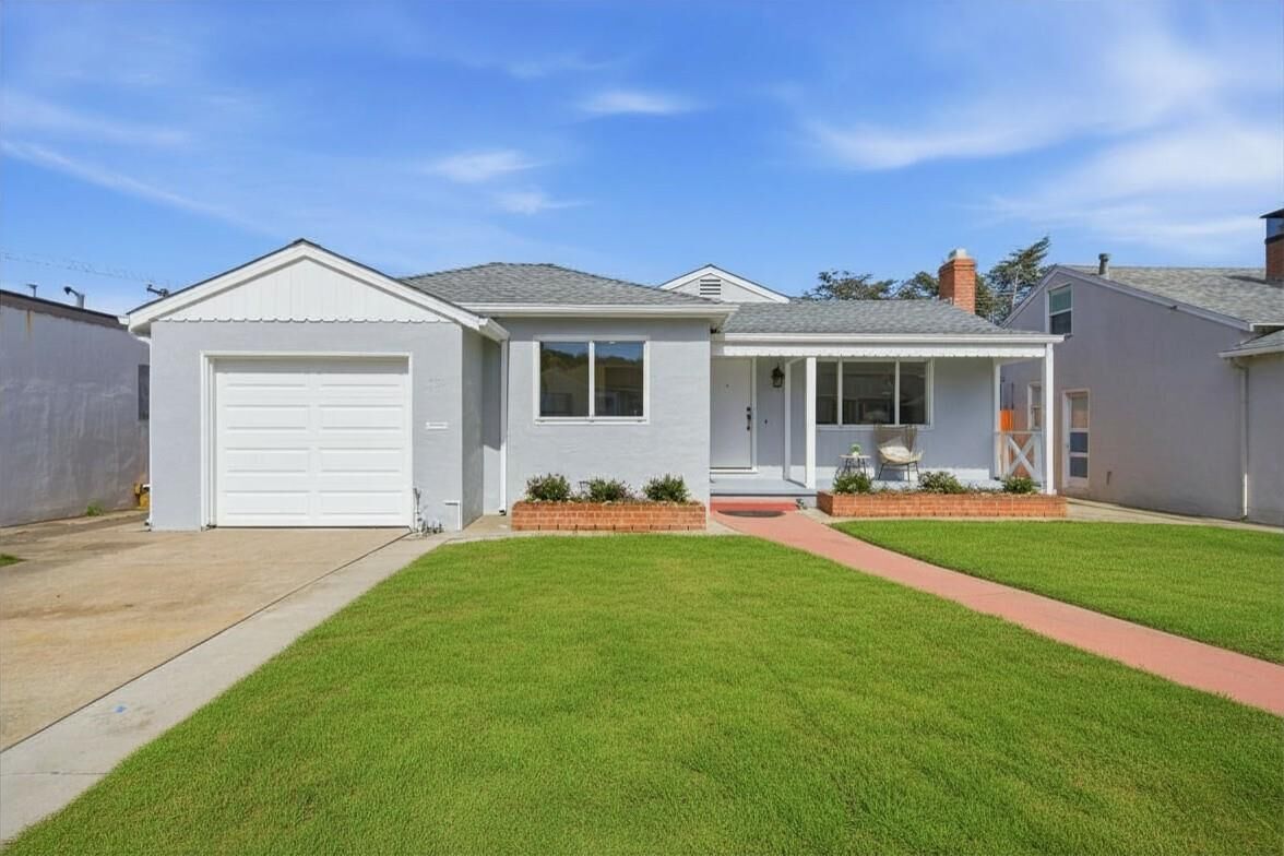 Property Photo:  750 Acacia Avenue  CA 94066 