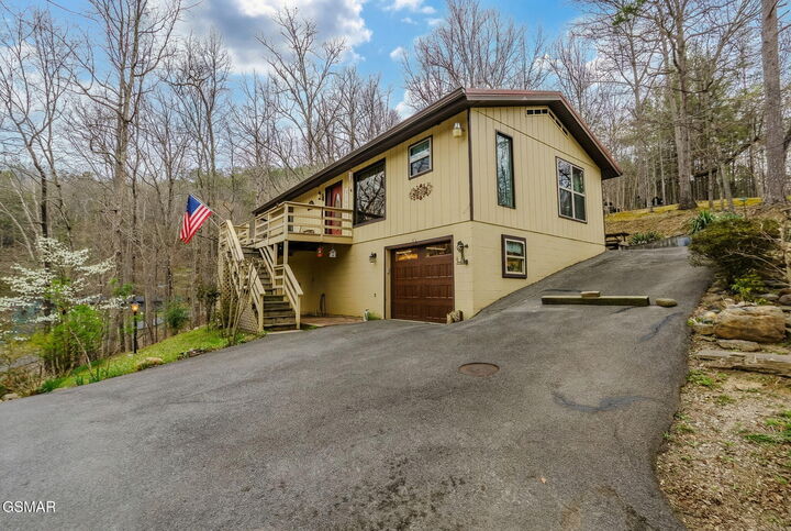 Property Photo:  2931 Mountain Boulevard  TN 37876 