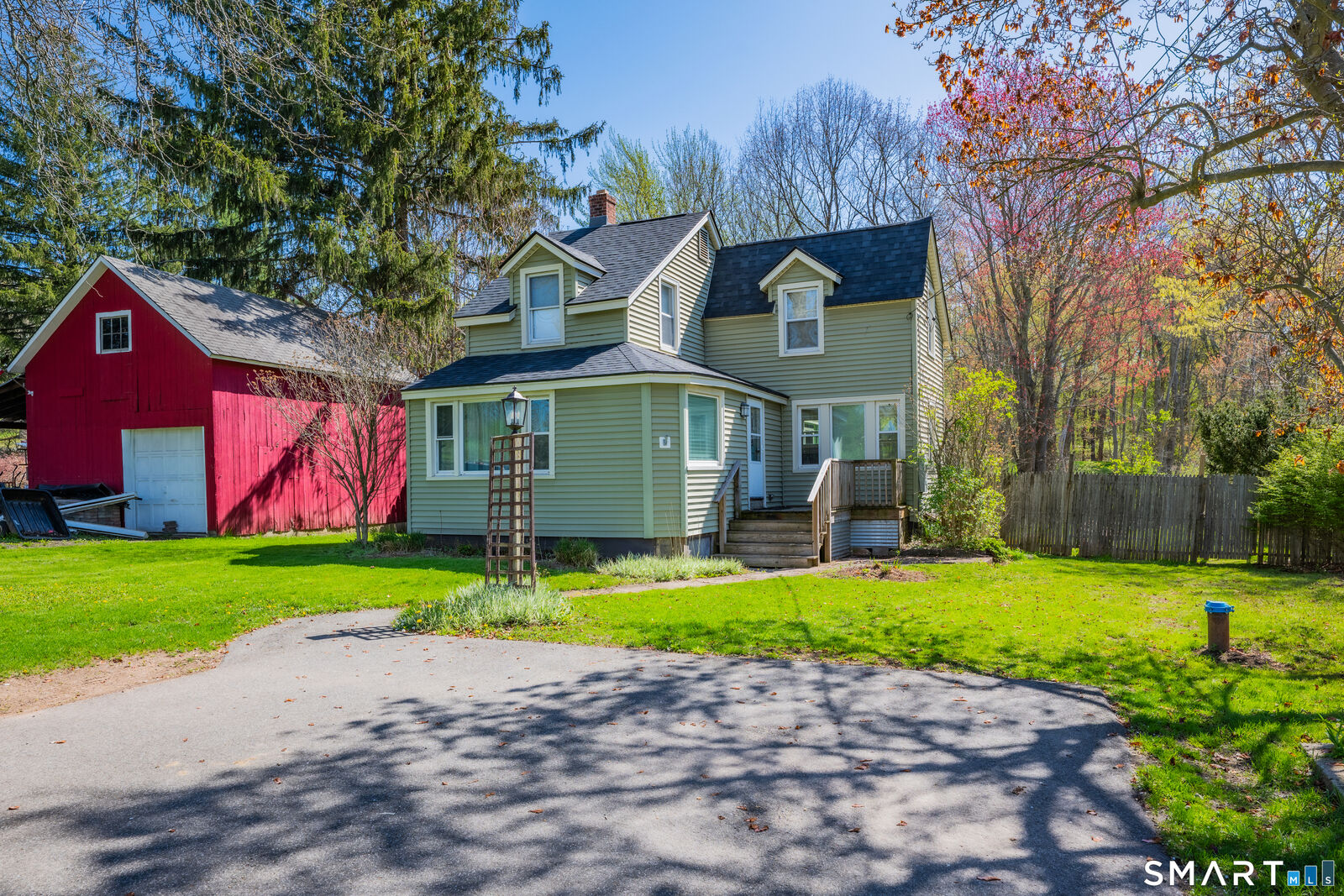 Property Photo:  385 Main Street  CT 06422 
