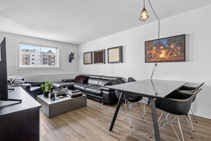 Property Photo:  270 Brittany Road 118  ON K1K 4M3 