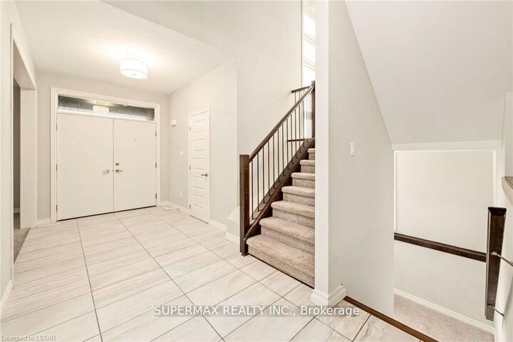 Property Photo: 3019 Tokala Trail ON N6G 0S8
