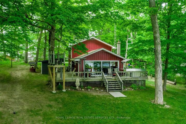 Property Photo: 5374 Close Point Road 15 ON K0K 2E0