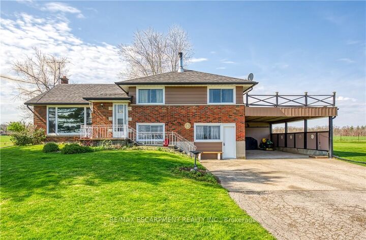 Property Photo: 3542 Fifteenth Street ON L2R 6P7