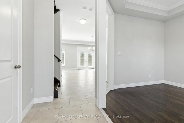 Property Photo: 43 Riesling Court ON L8G 0B4