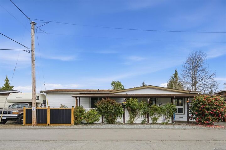 124 Cooper Rd #2 — photo 1