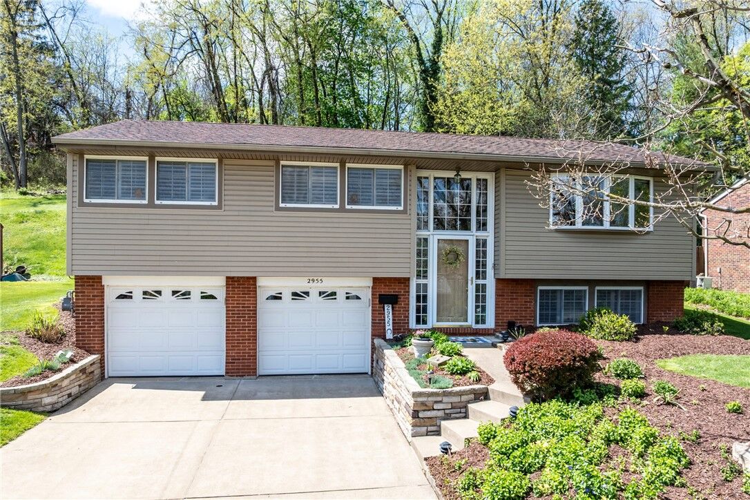 Property Photo:  2955 Kings Mill Rd  PA 15102 