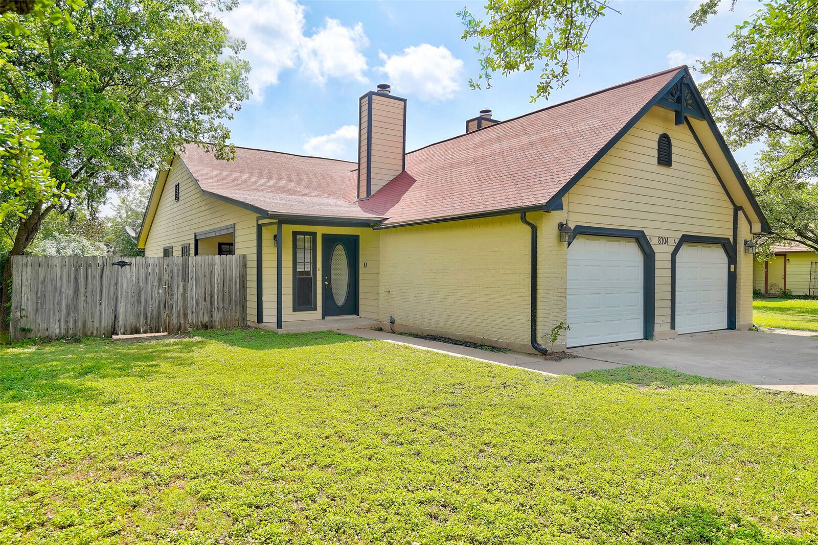 Property Photo: 8704 Clearbrook Trail A TX 78729