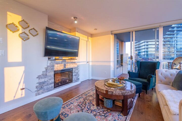 Property Photo: 4888 Brentwood Drive 1202 BC V5C 0C6