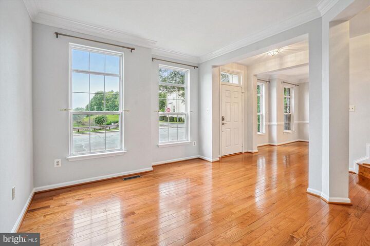Property Photo:  9305 Sumner Lake Boulevard  VA 20110 