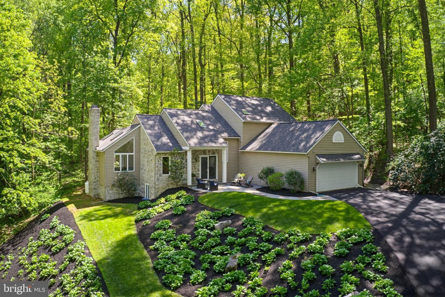 Property Photo: 2640 Spring Valley Road PA 17601
